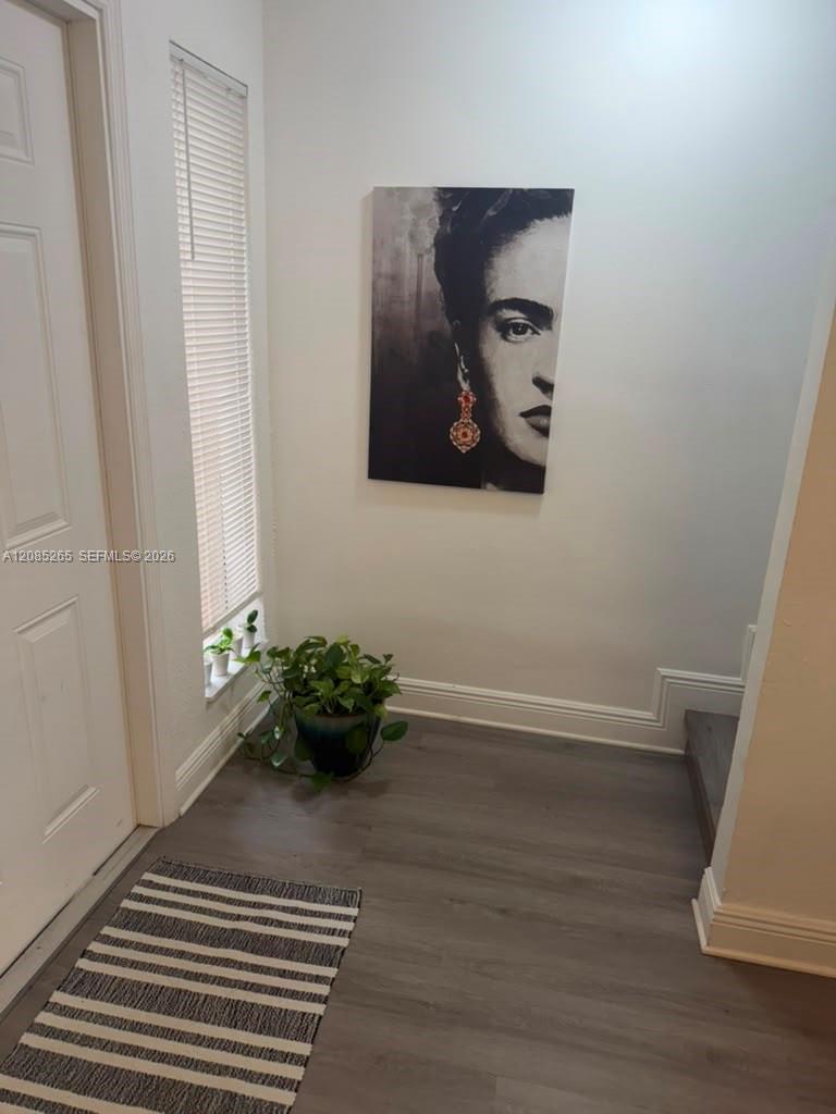 42 W 7th St # 202 — Photo 5