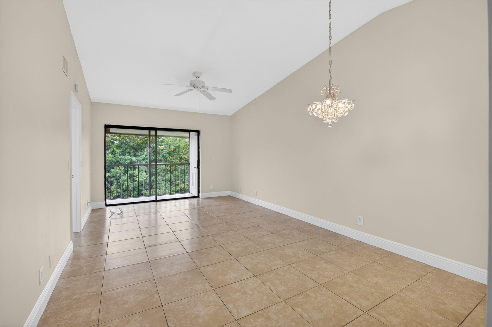 21943 REMSEN Terrace # 207, Boca Raton FL 33433