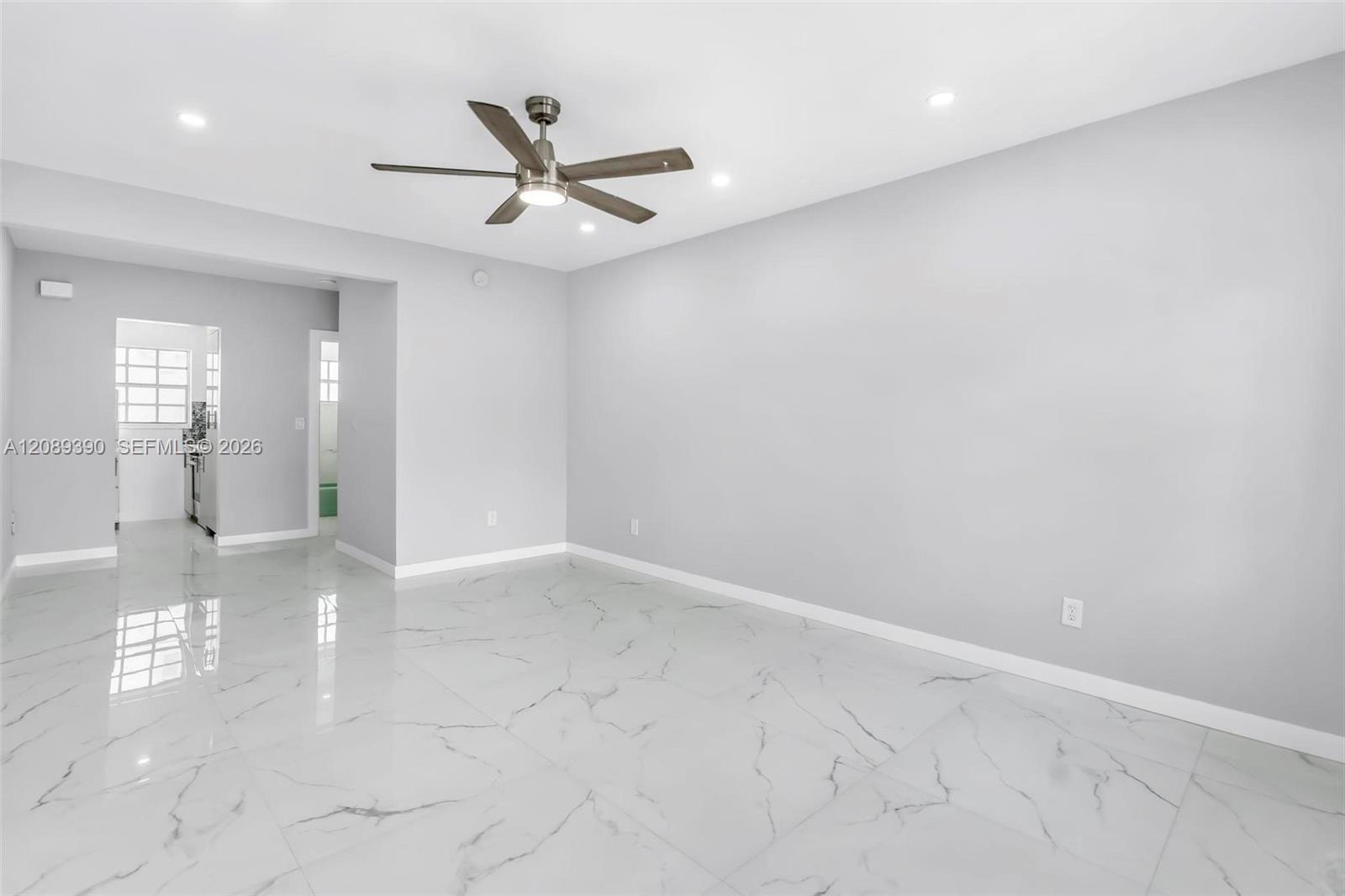 635 8th St # 205 — Photo 3