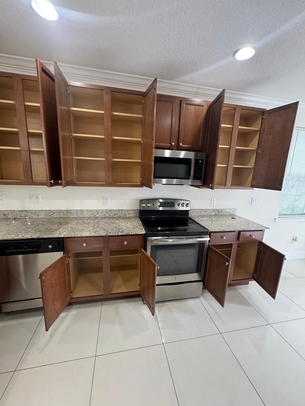 2723 NE 14th Street # 108 — Photo 3