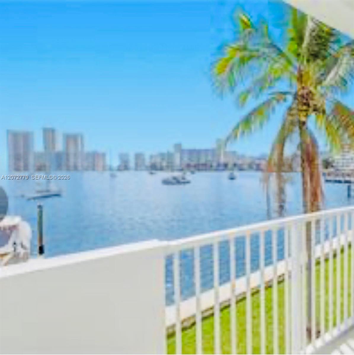 462 Golden Isles Dr # 305 — Photo 3