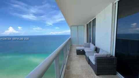 1830 S Ocean Dr # 4010, Hallandale Beach FL 33009