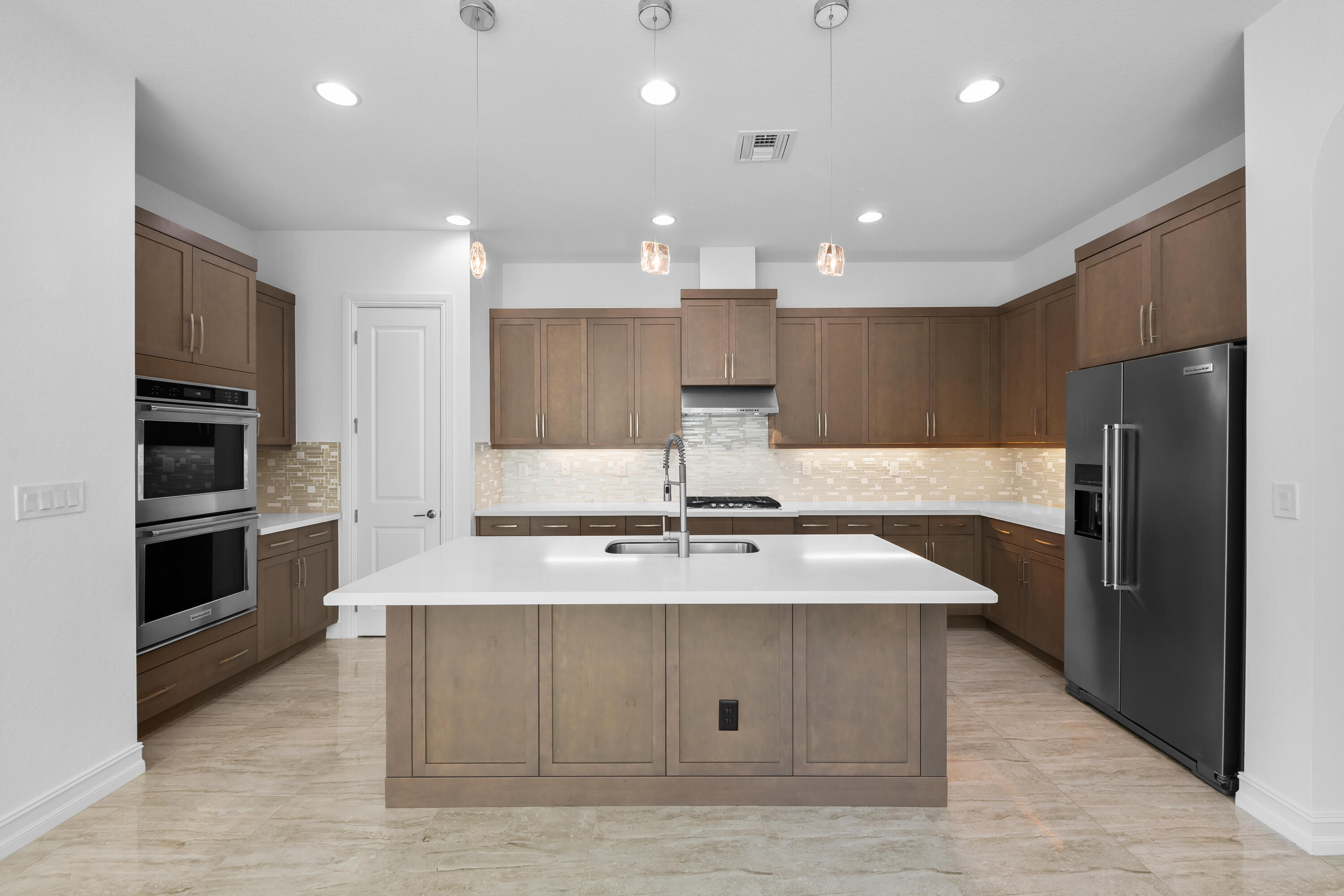 11650 HORIZON Road — Photo 3