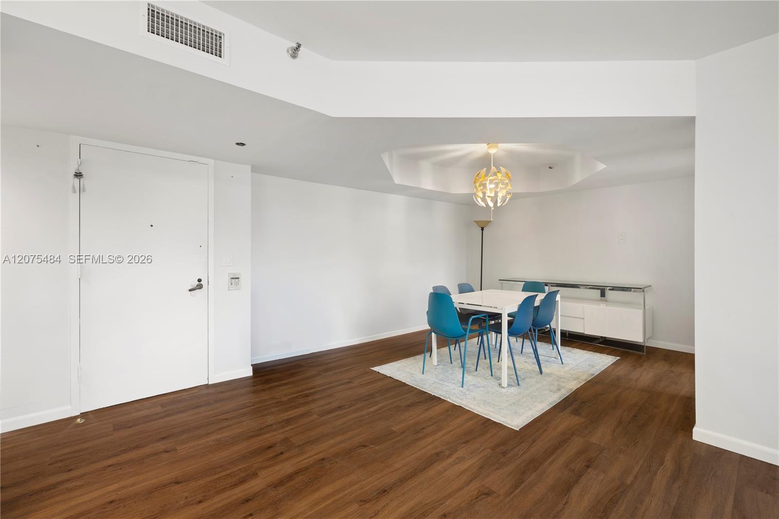 19667 Turnberry Way # 3F — Photo 5