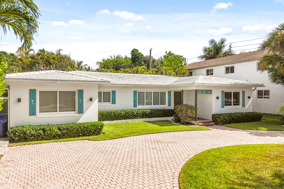 1182 Beach Road — Photo 3