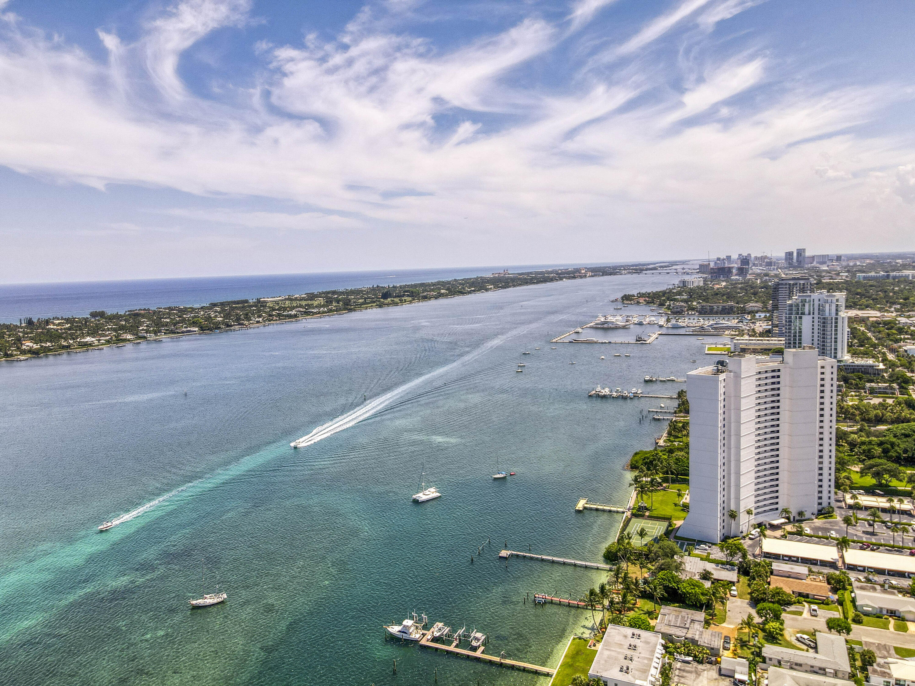 5200 N Flagler Drive # 1106 — Photo 4