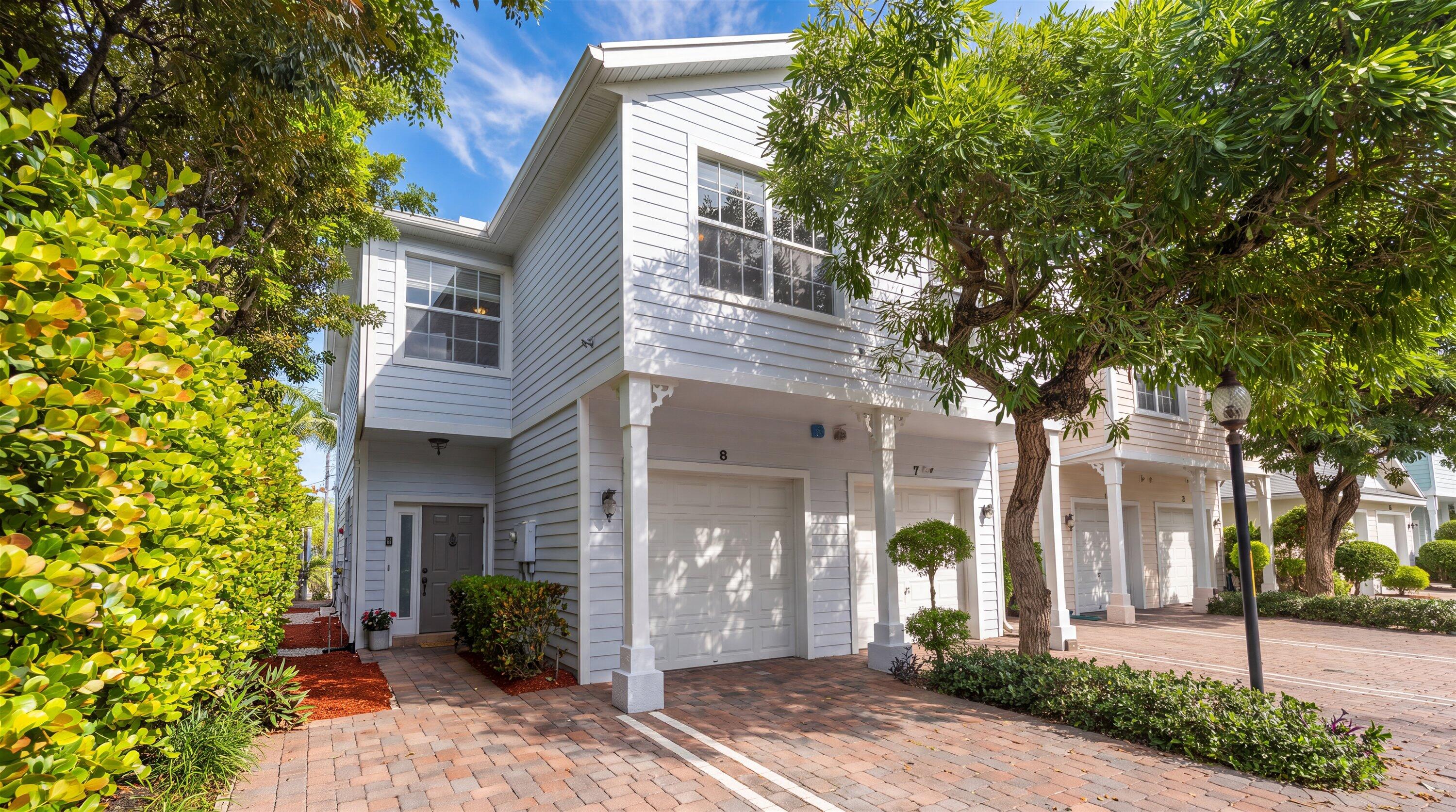 902 S Federal Highway # 8, FL 33460