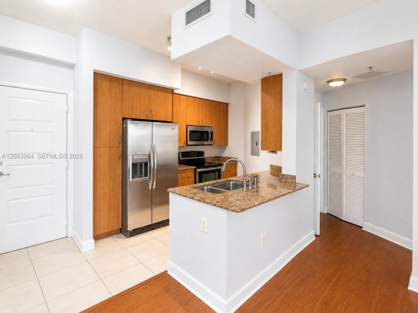 1830 Radius Dr # 1102 — Photo 2