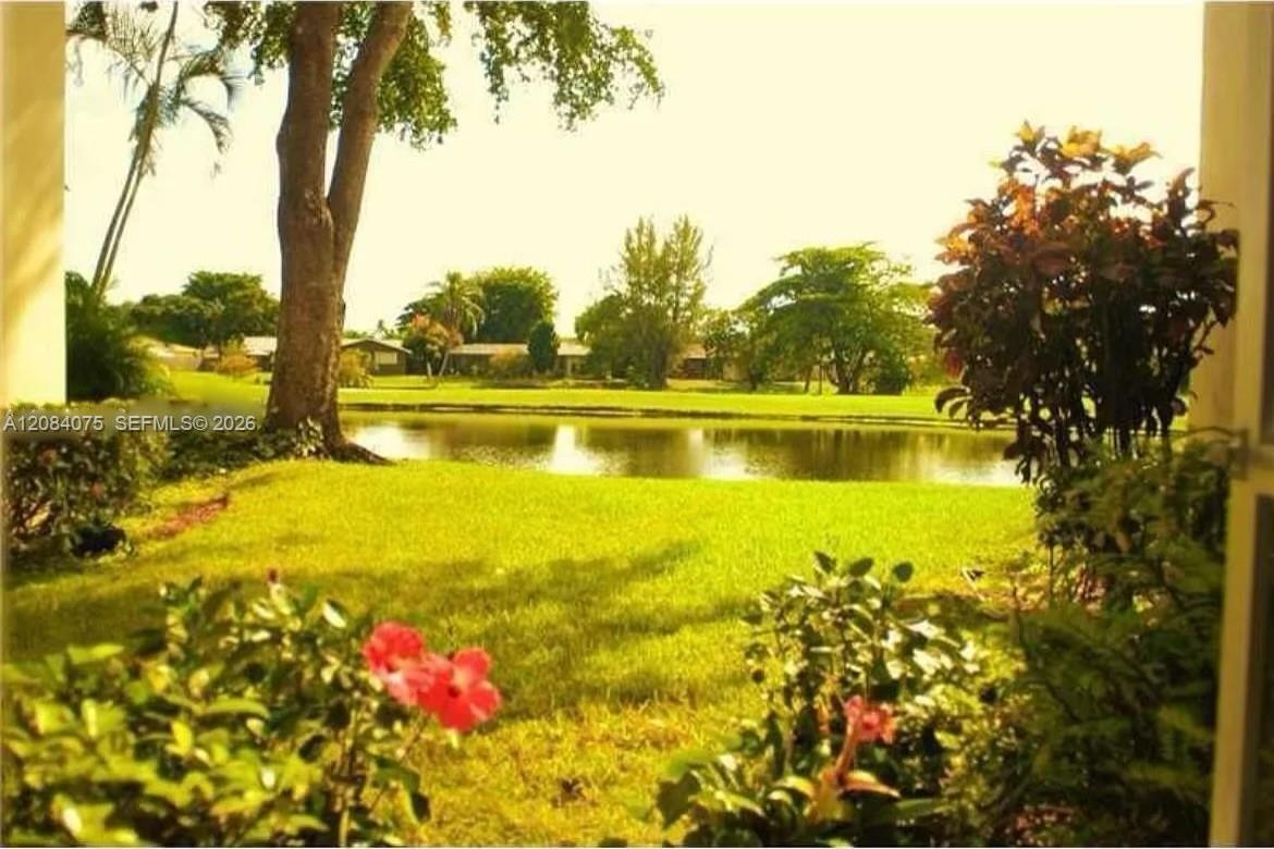 2431 SW 82nd Ave # 202, Davie FL 33324