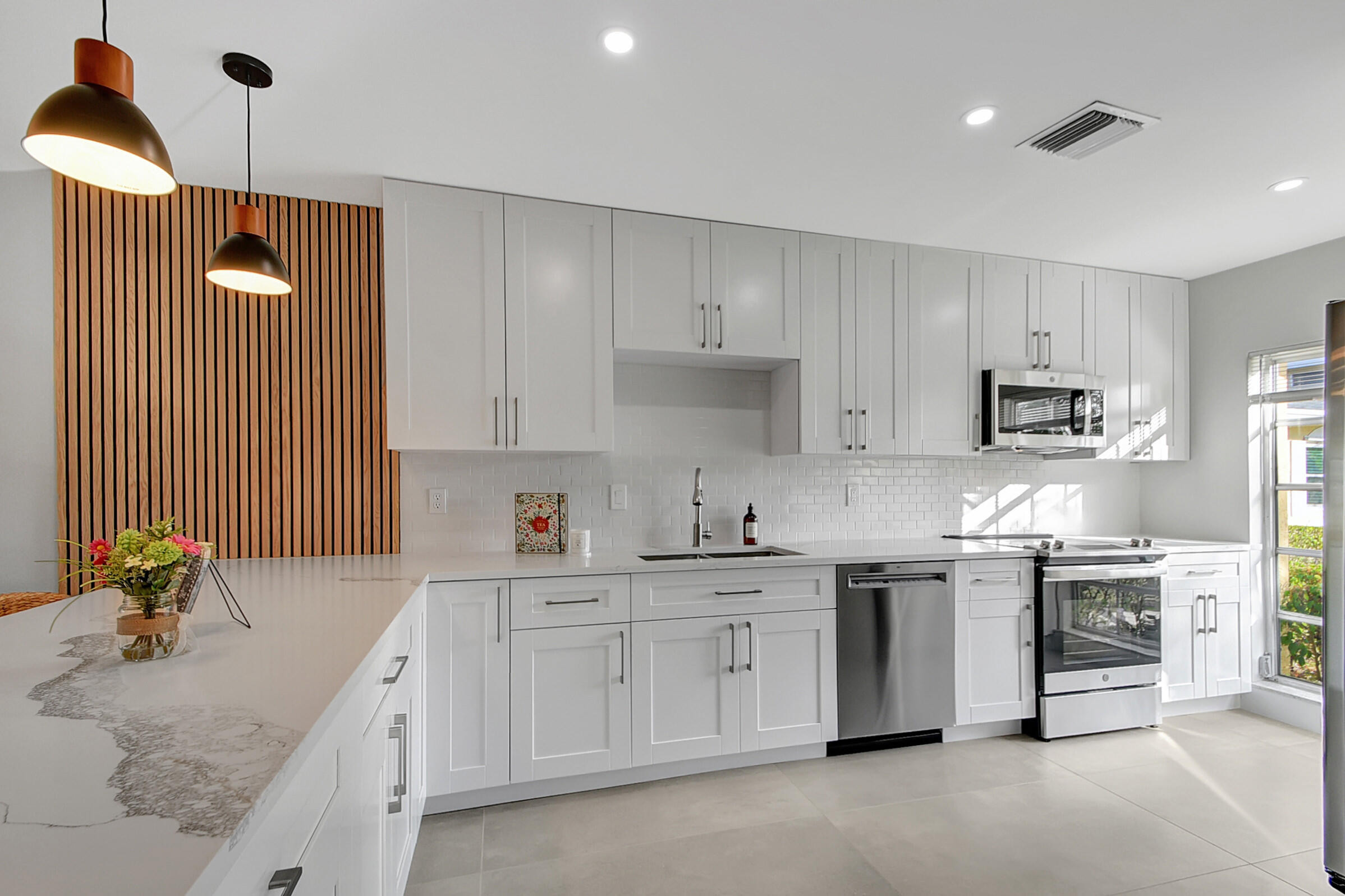 13602 Via Flora Apt C, Delray Beach FL 33484
