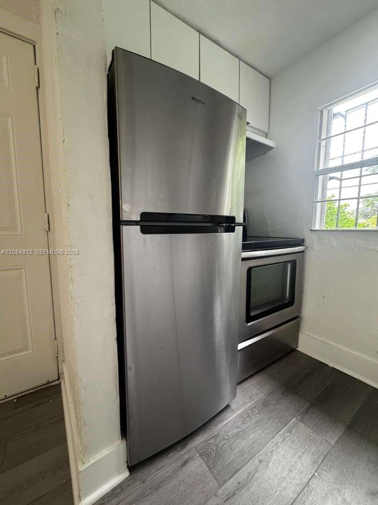 1121 NW 40th St # 4 — Photo 2
