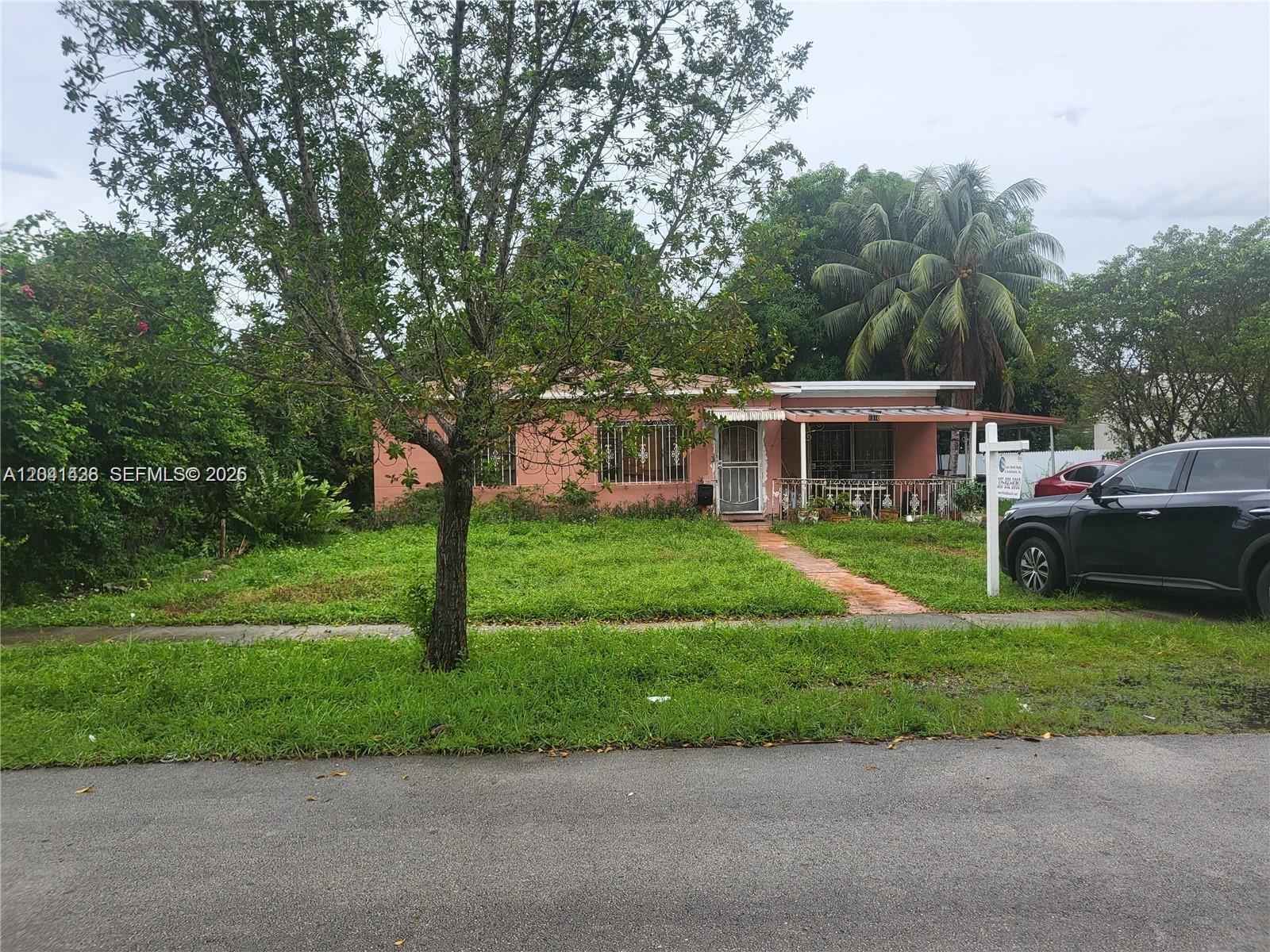 1310 NE 130th St, North Miami FL 33161
