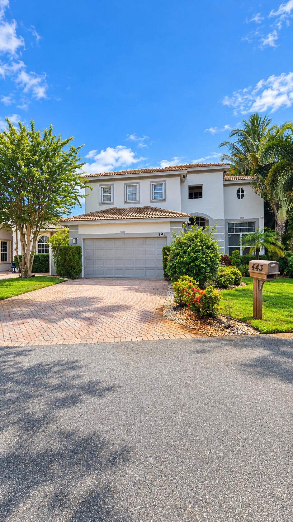 443 PINE TREE Court, Atlantis FL 33462