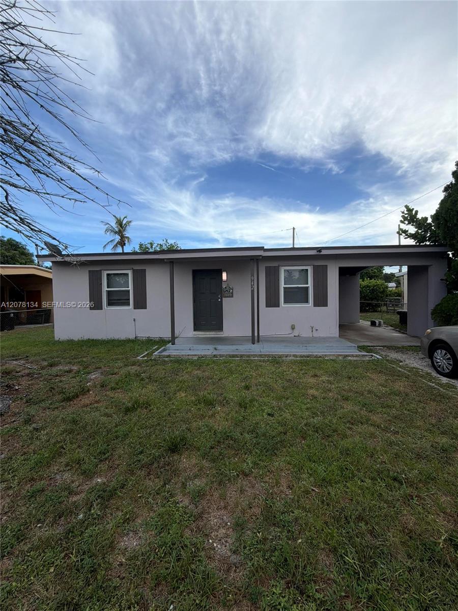 942 NW 11th Ct, Fort Lauderdale FL 33311