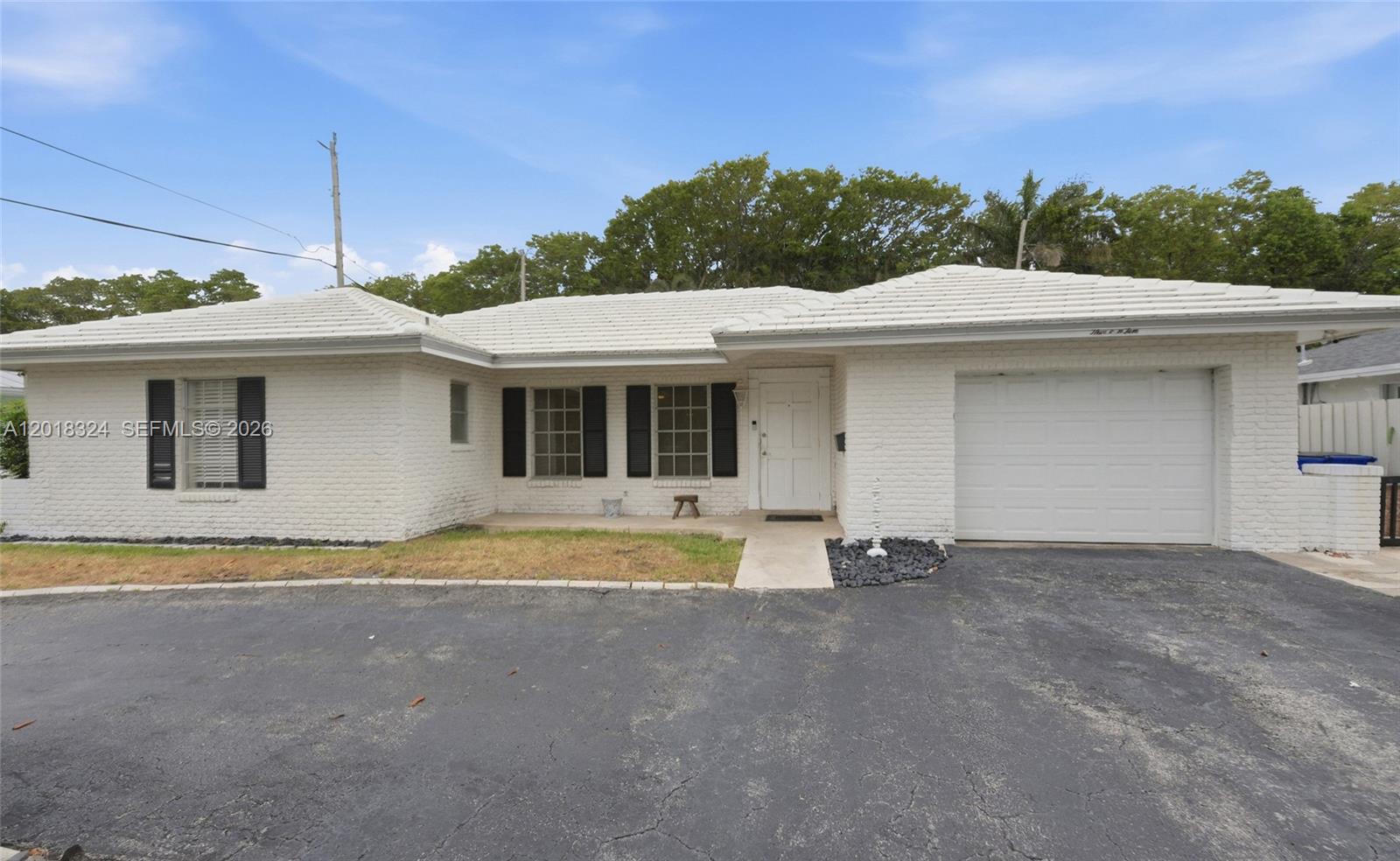 1310 SE 14th Ct — Photo 3