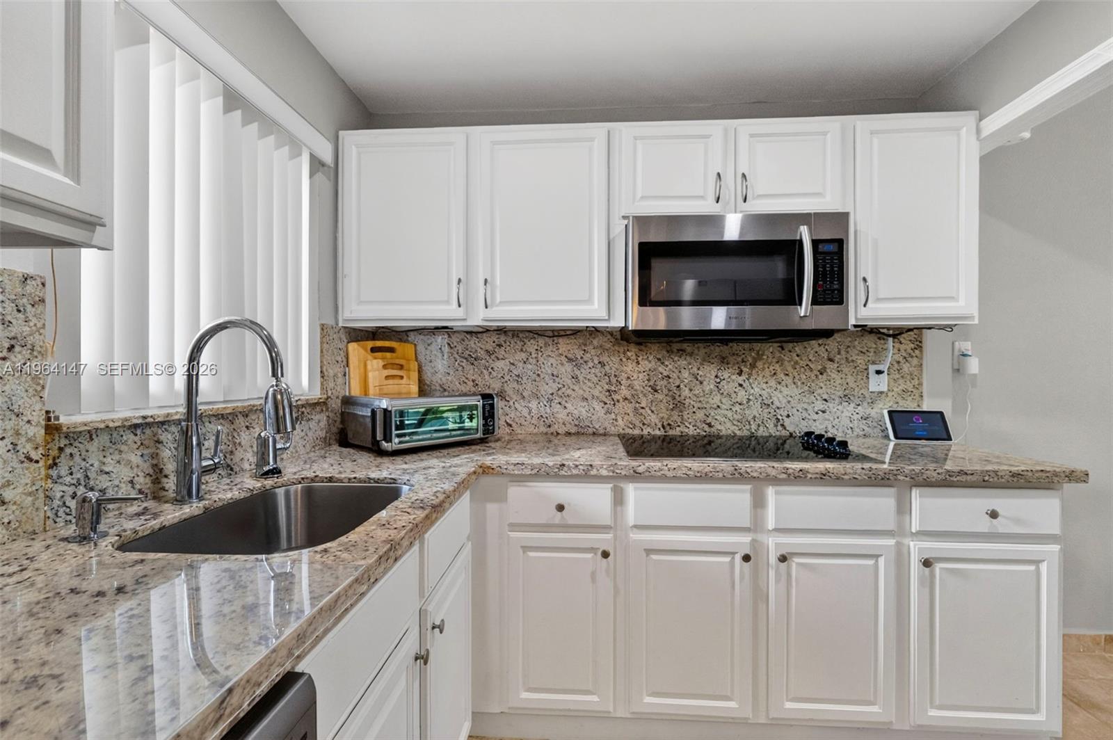 8040 N Sunrise Lakes Dr # 108 — Photo 4