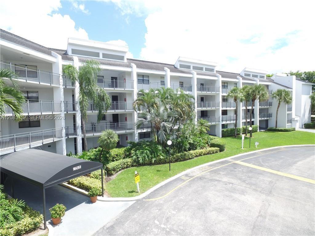 16051 Blatt Blvd # 112, Weston FL 33326