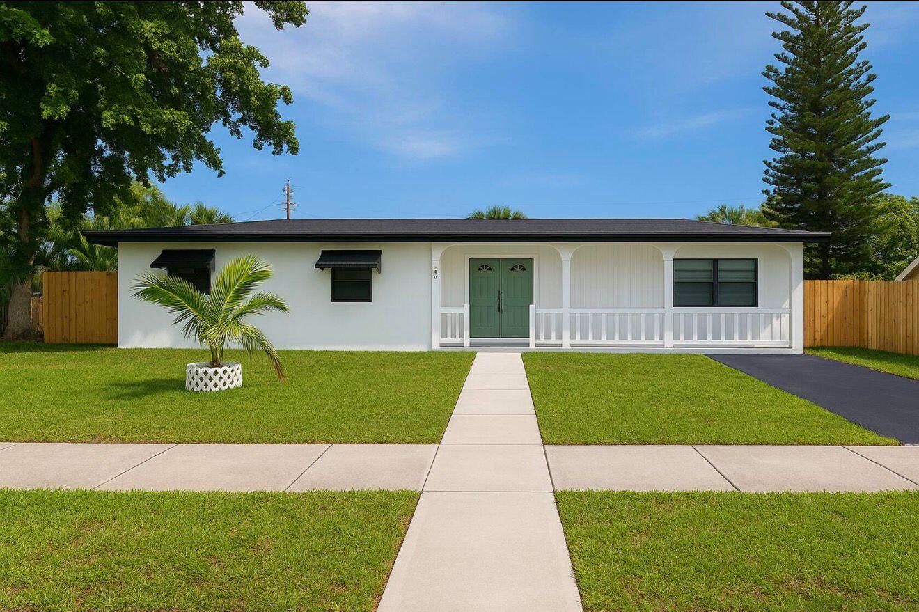 272 NE 44th Street, Deerfield Beach FL 33064
