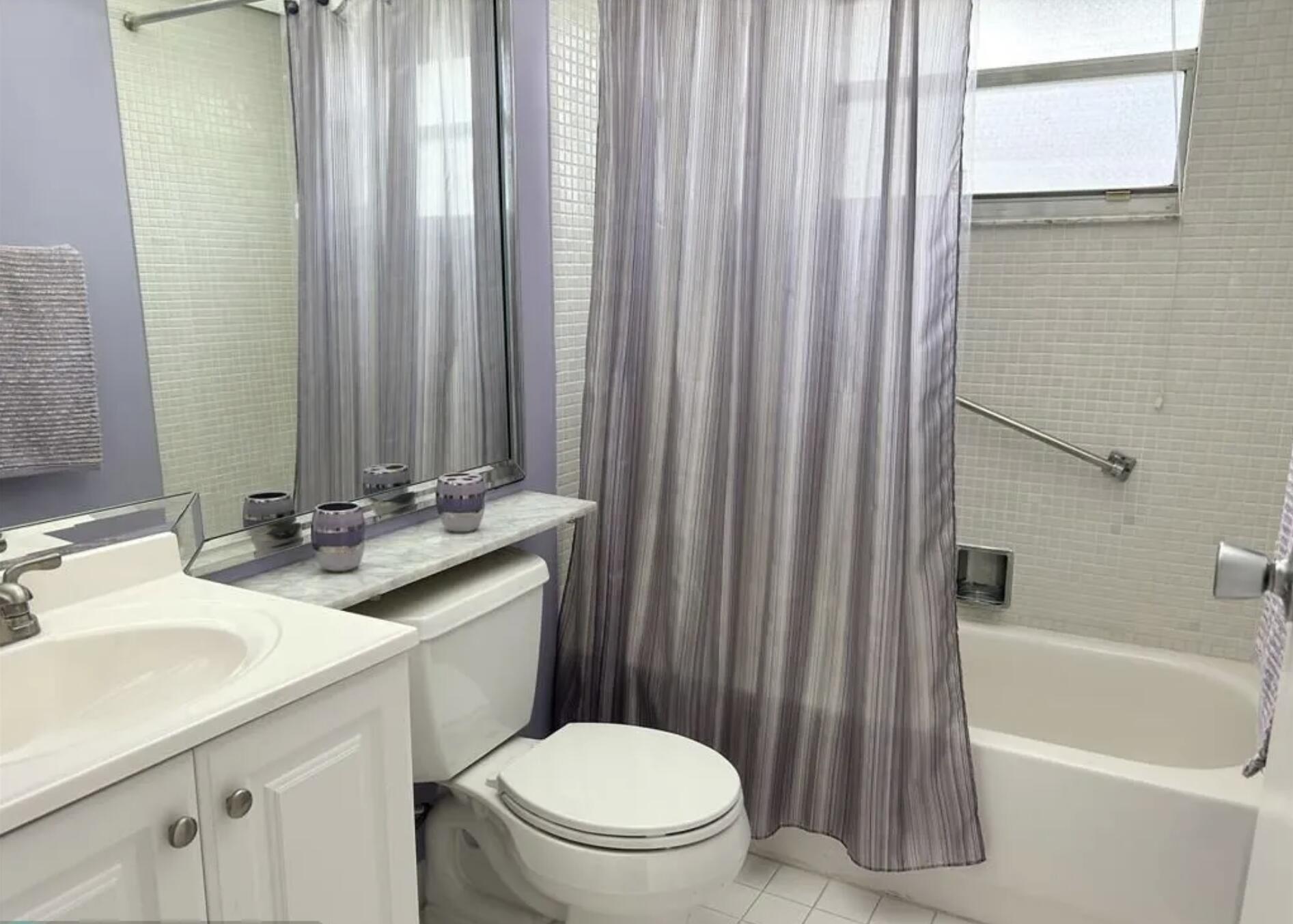 173 VALENCIA H # 173 — Photo 2