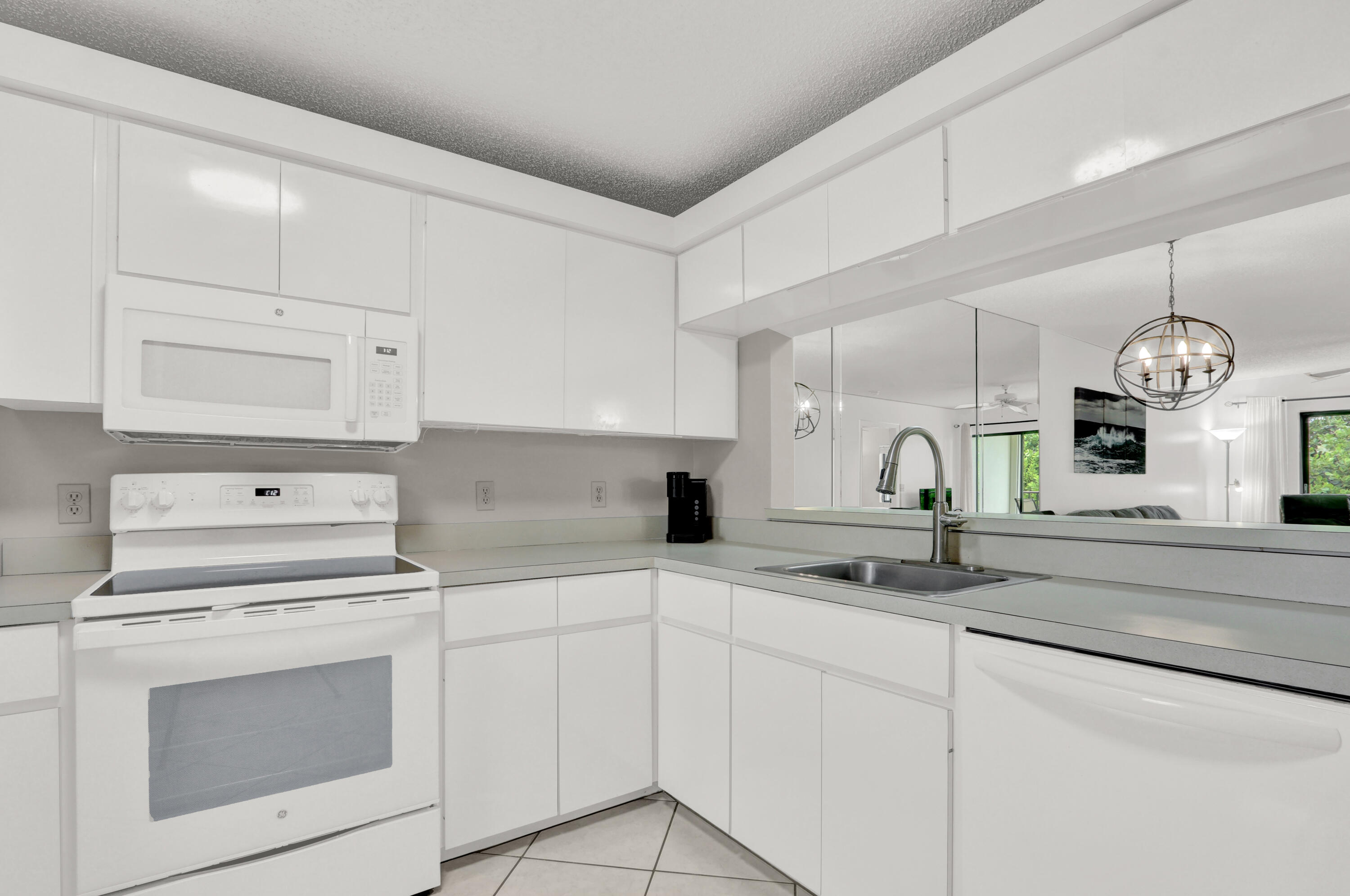 115 Bamboo Road # 205, Palm Beach Shores FL 33404