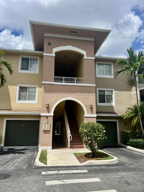 6426 EMERALD DUNES Drive # 206, West Palm Beach FL 33411