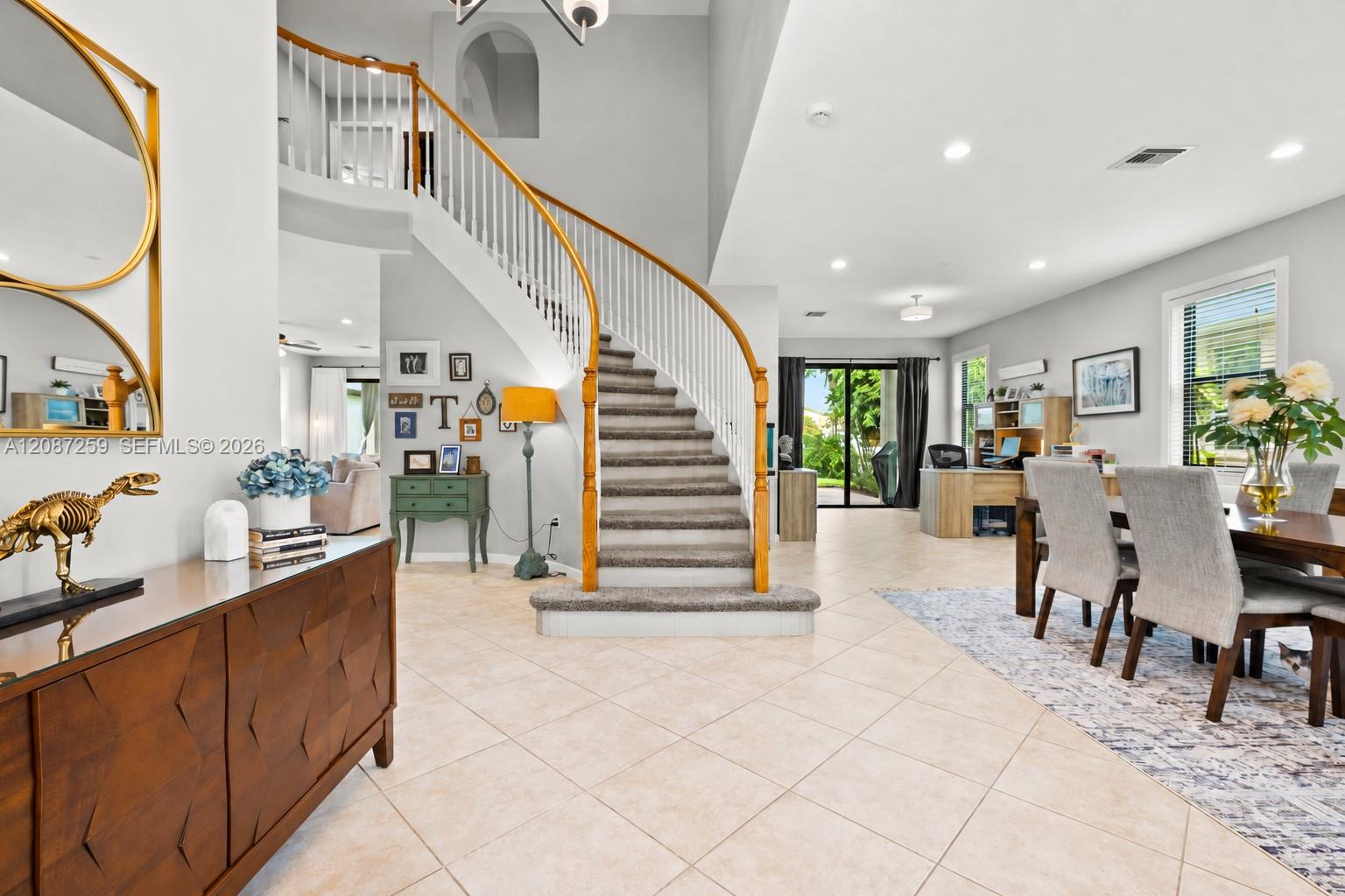 5158 SW 157th Ave — Photo 3