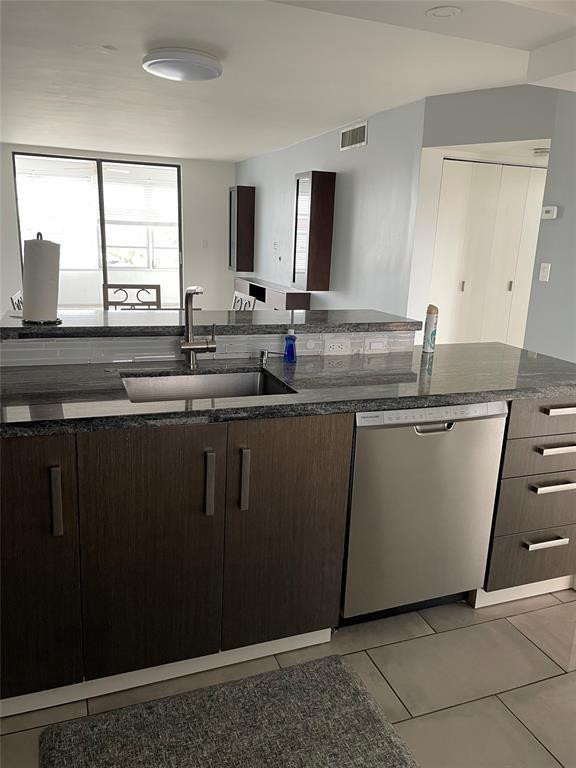 2850 Somerset Drive # 404l, Lauderdale Lakes FL 33311