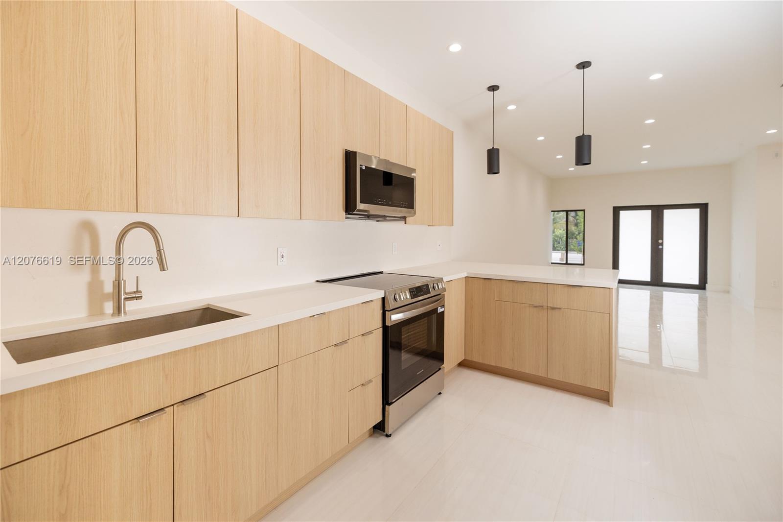314 NW 82nd St — Photo 3