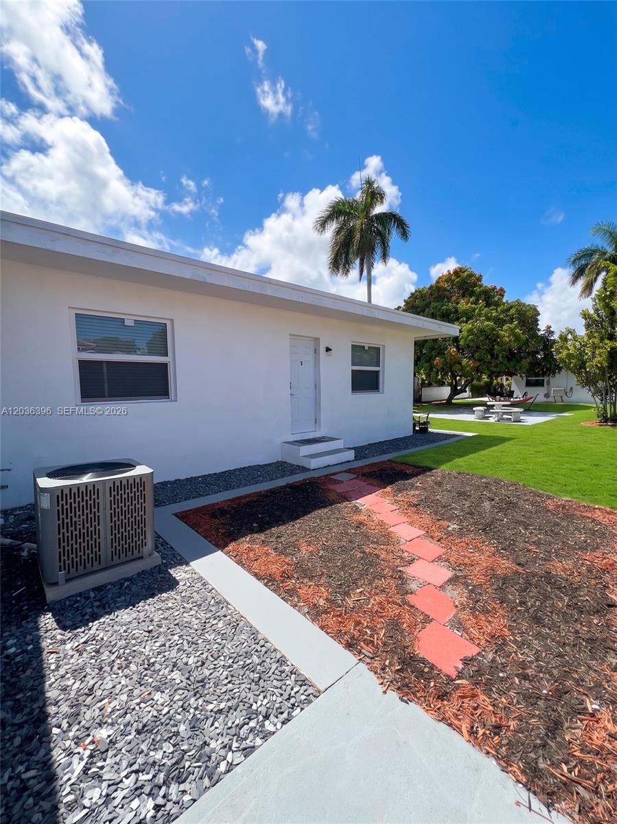 2847 Polk St # 2, Hollywood FL 33020