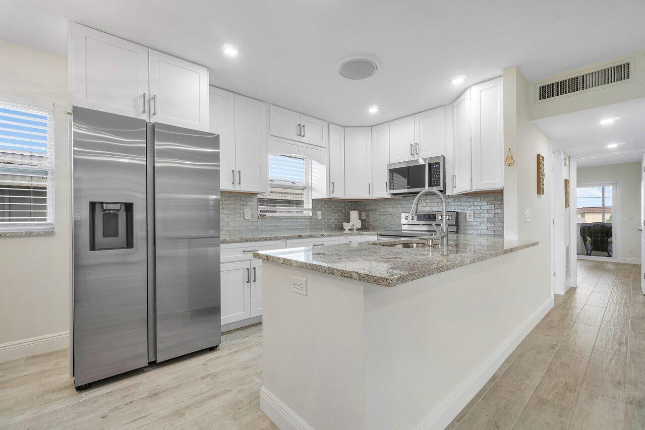 76 FLANDERS B, Delray Beach FL 33484