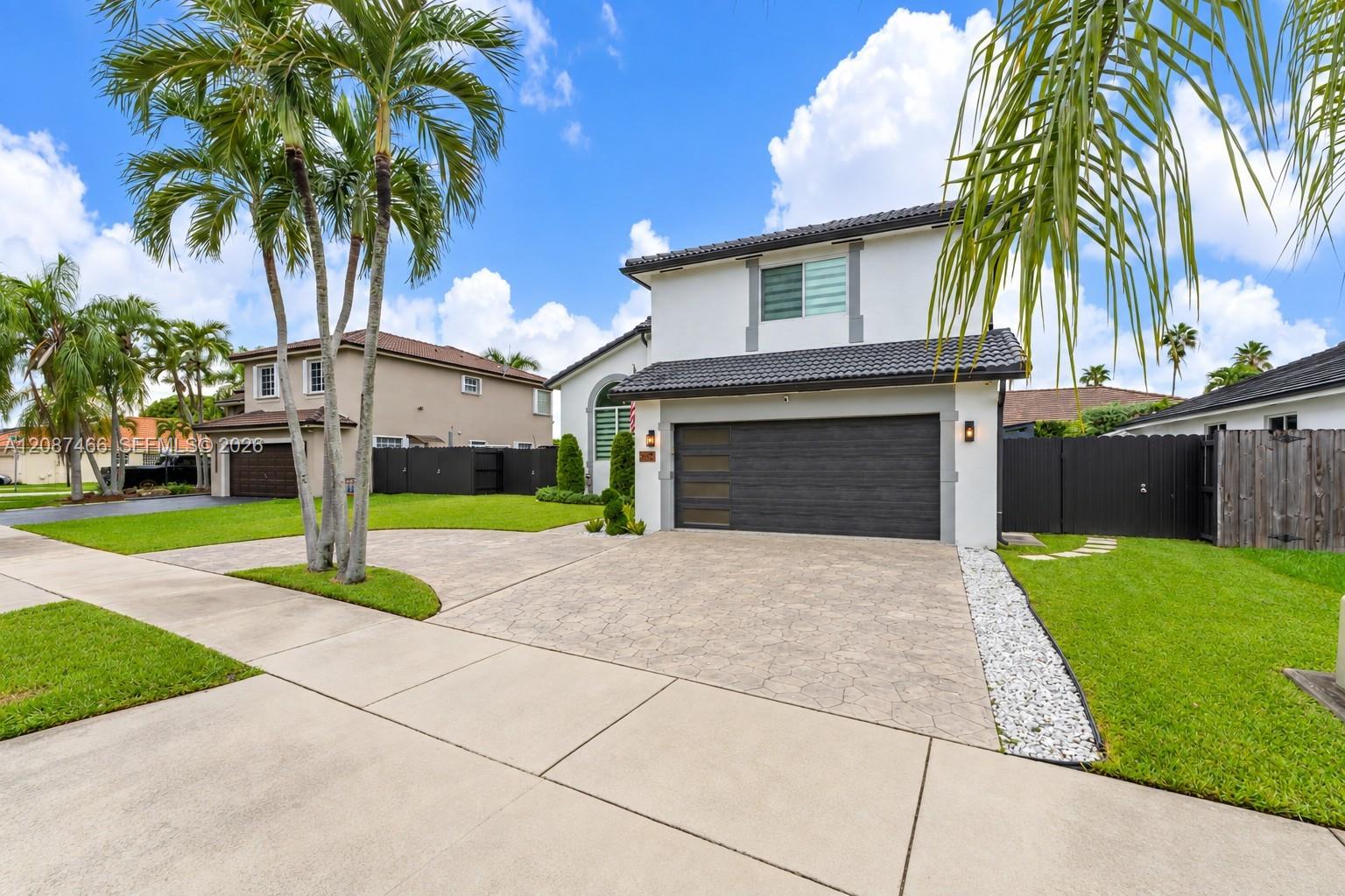 9164 SW 166th Ct — Photo 2