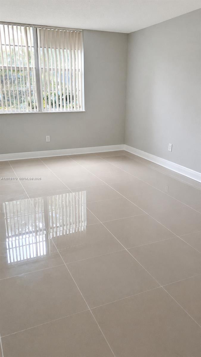 488 NW 165th St Rd # 112 — Photo 5