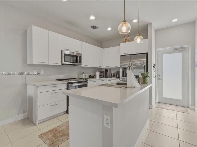 8201 NW 41st St # 205 — Photo 2