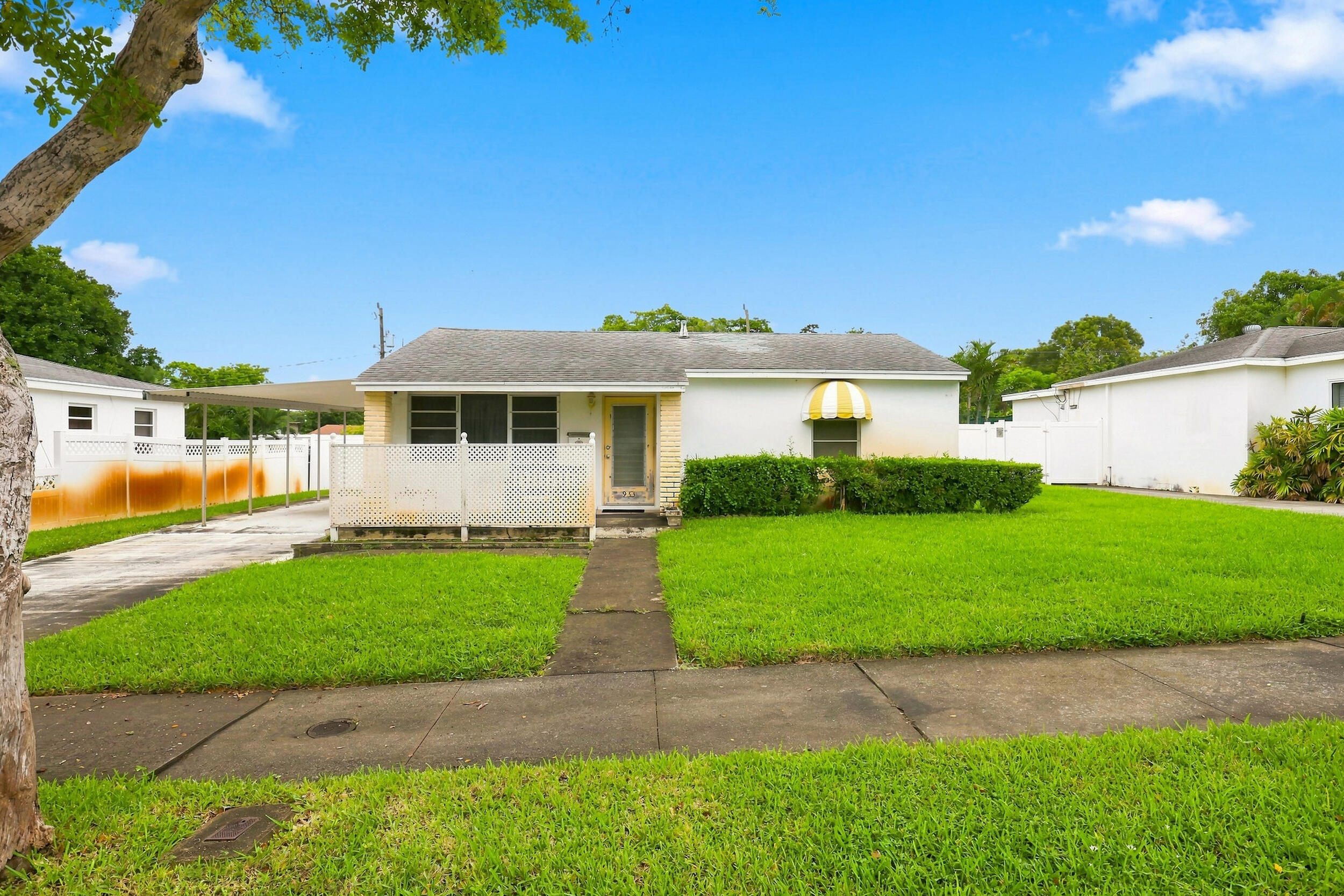 933 UPLAND Road — Photo 4