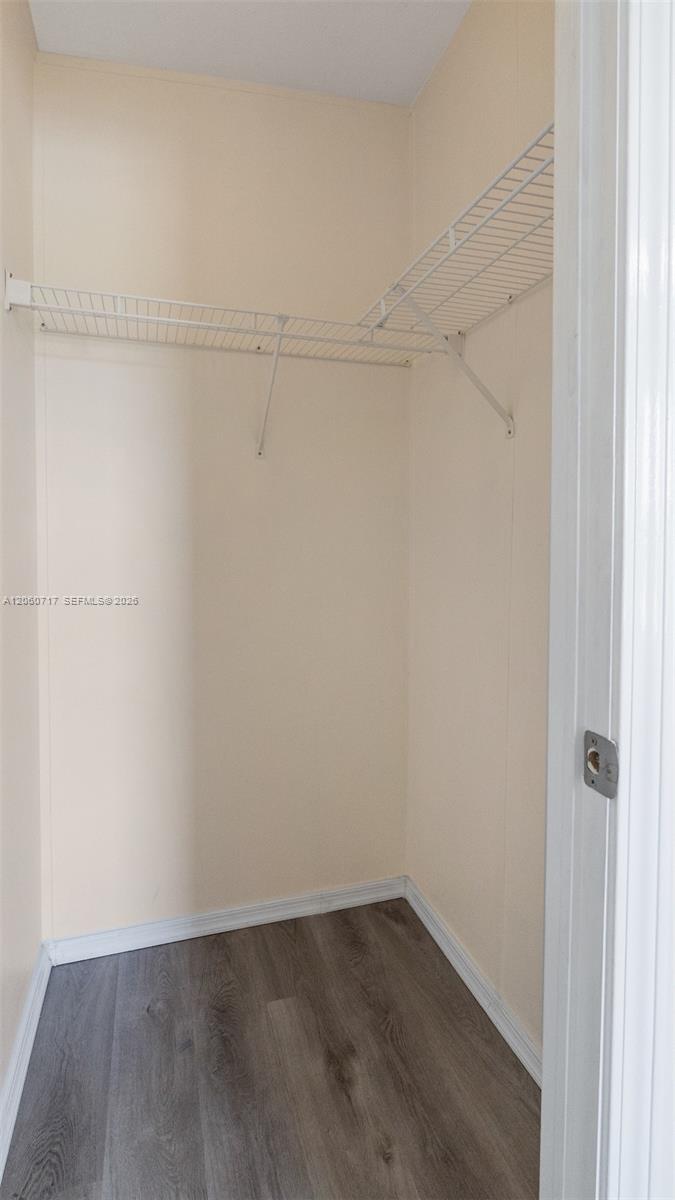 6515 Colonial Dr — Photo 4