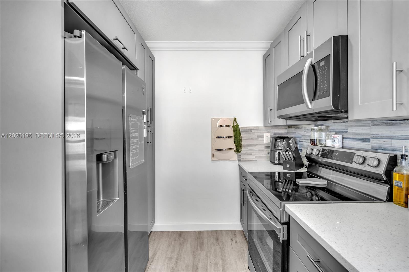8437 Forest Hills Dr # 304 — Photo 4