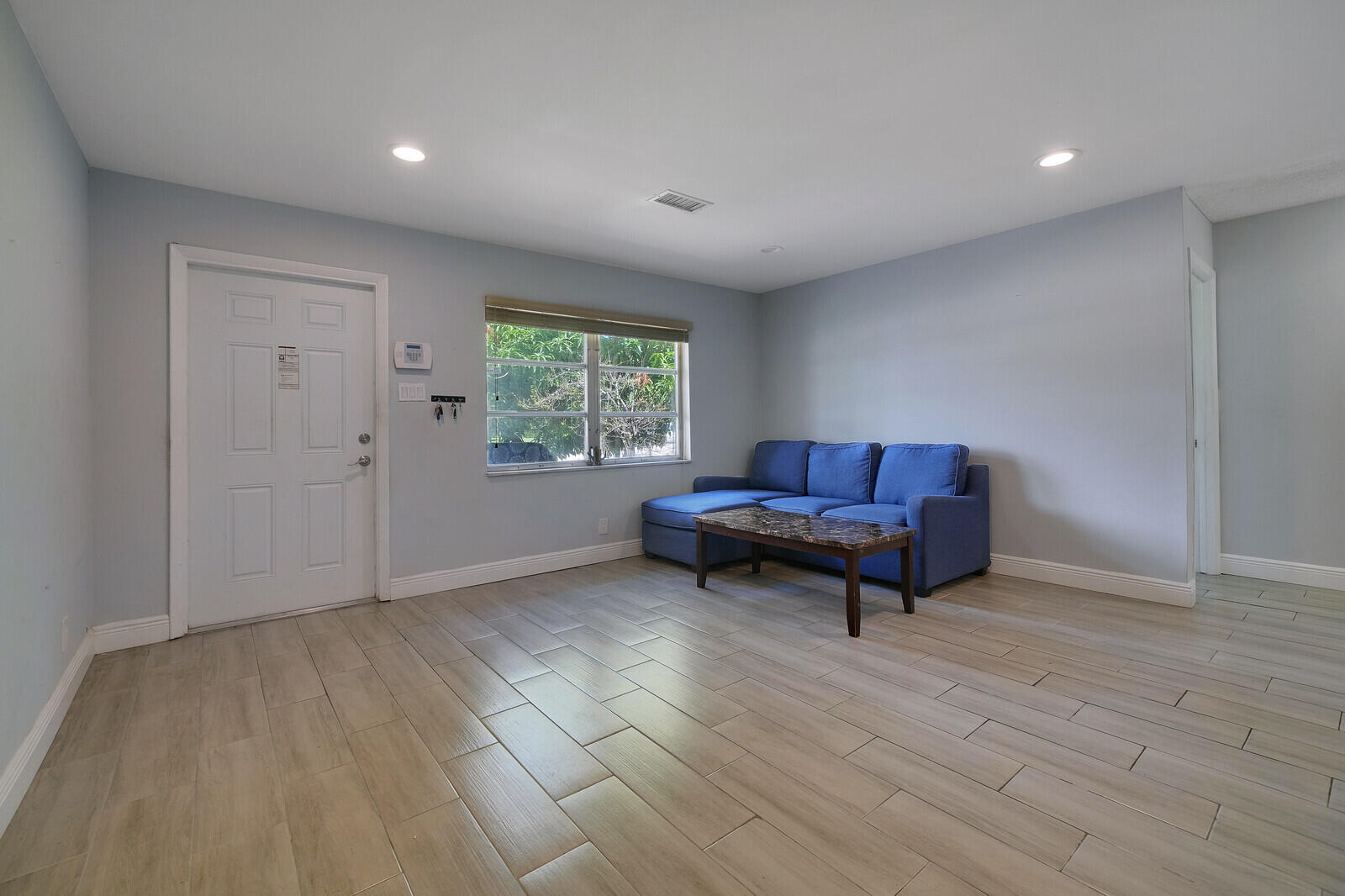 1060 NW 49th Court — Photo 4