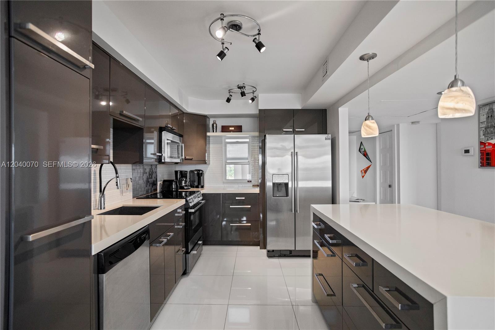 3050 N Palm Aire Dr # 710, Pompano Beach FL 33069