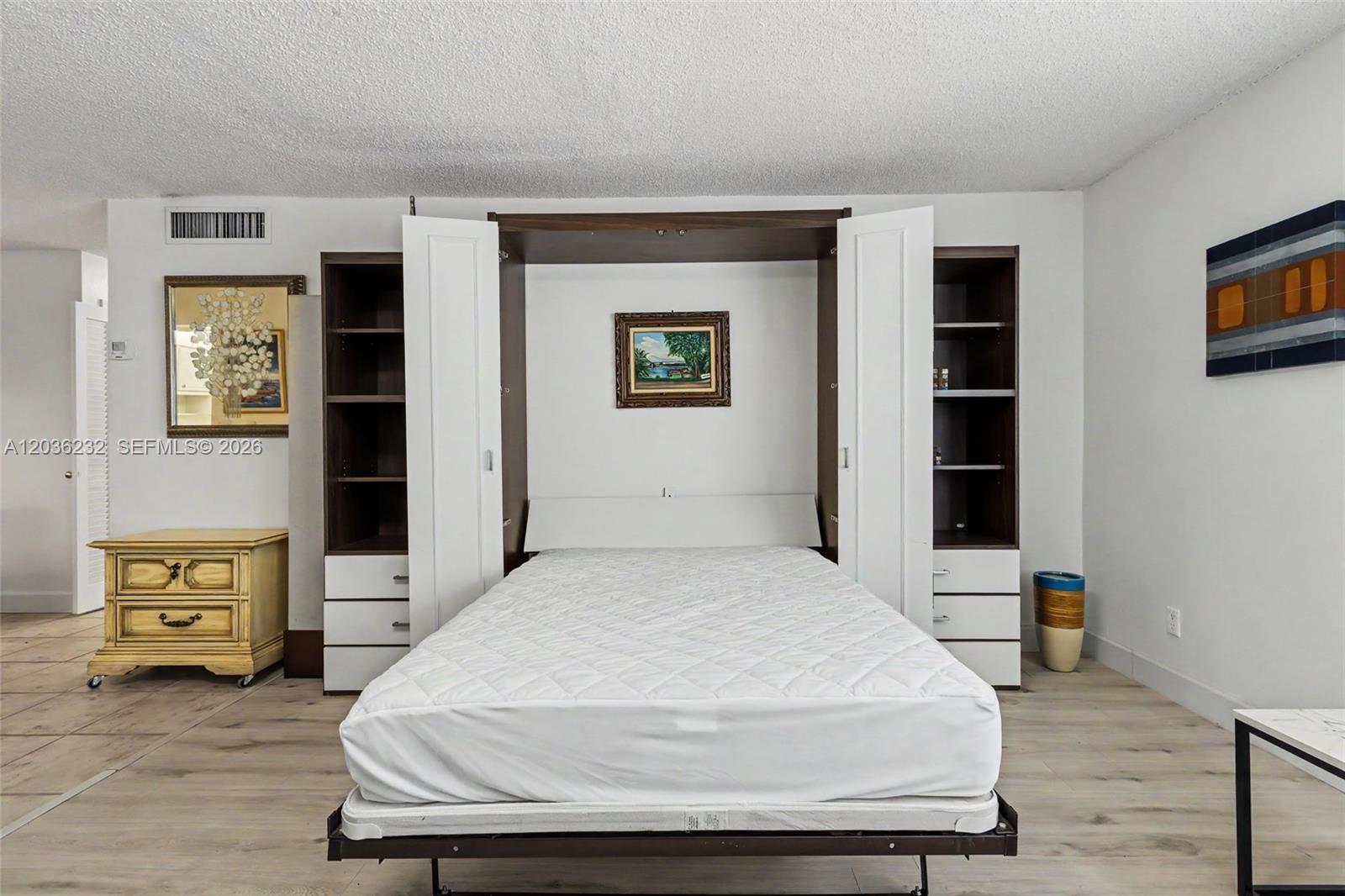 2500 NE 9th St # 111 — Photo 4