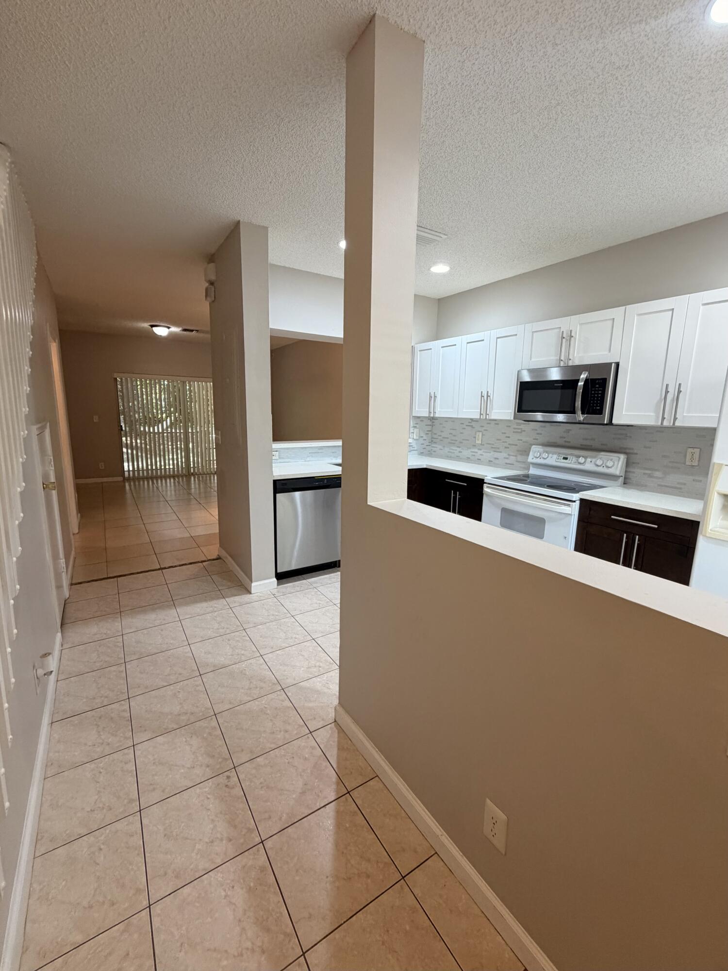 5145 Palmbrooke Circle — Photo 4