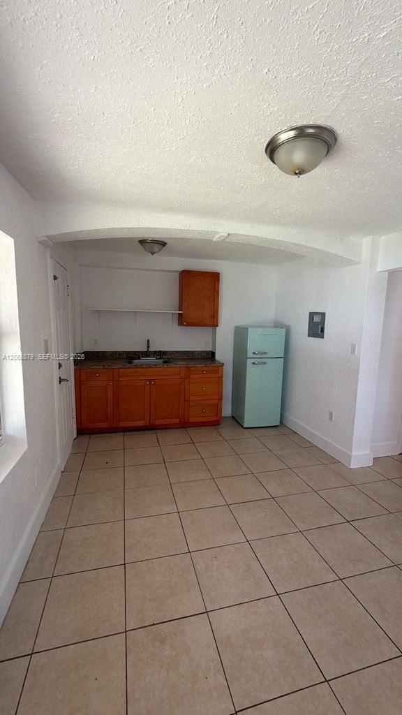 7305 NW 17th Ct — Photo 2