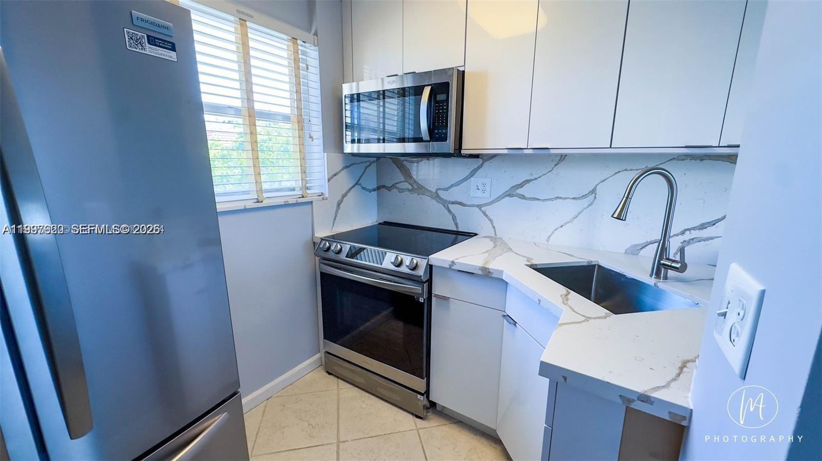 1731 SE 15th St # 315, Fort Lauderdale FL 33316
