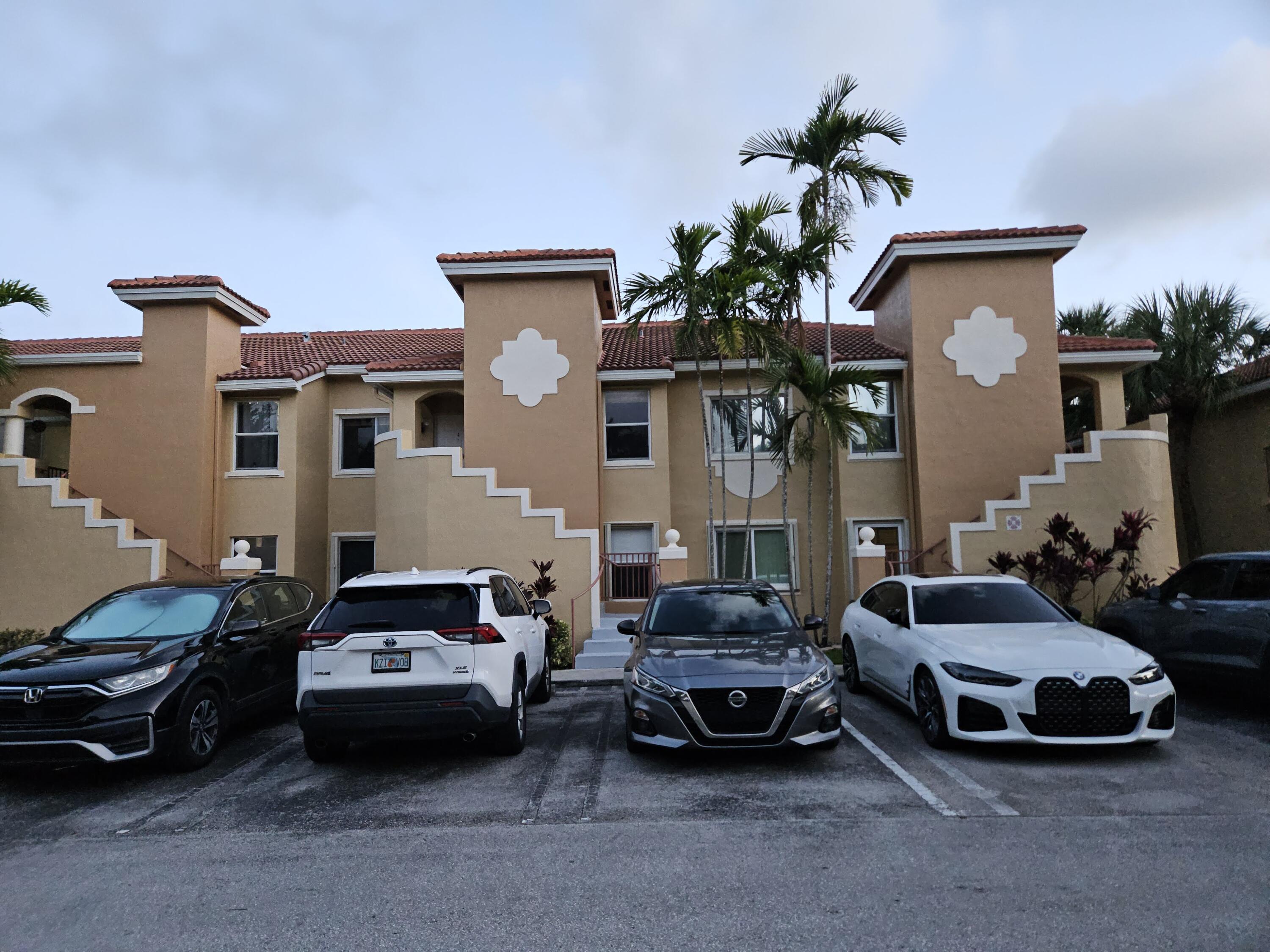 7900 NW 6th Street # 205, Pembroke Pines FL 33024