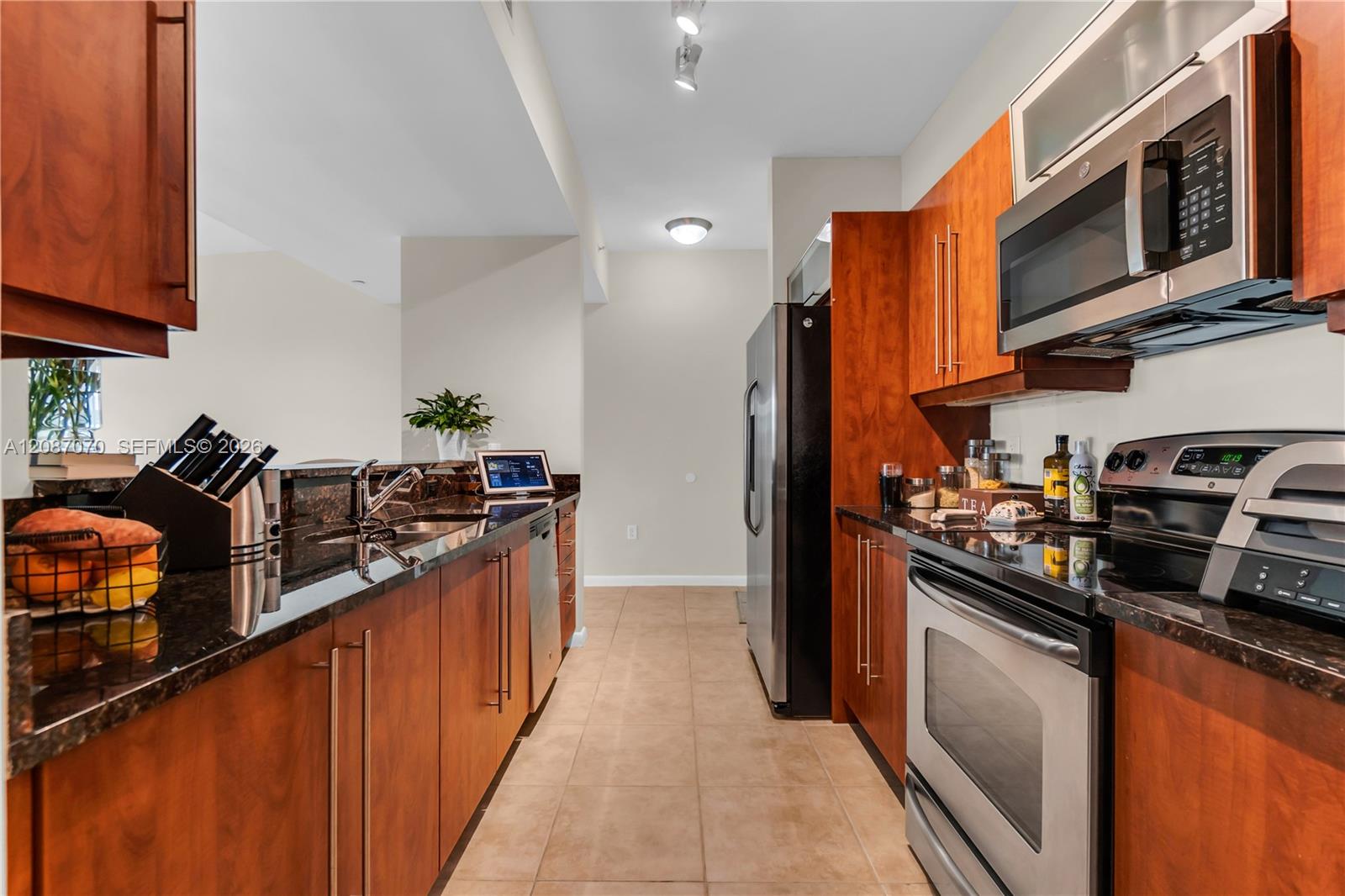 7350 SW 89th St # 312S — Photo 3