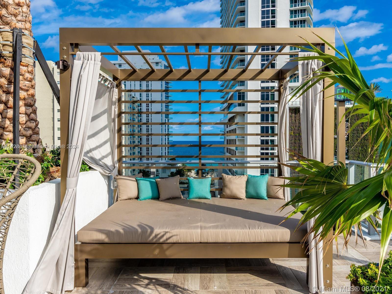 4010 S Ocean Dr # R301 — Photo 2