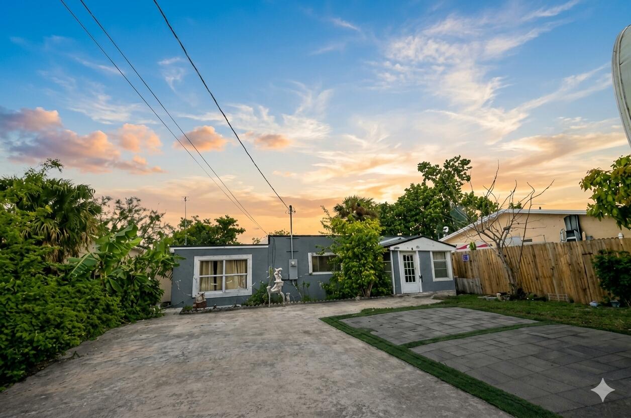 2686 Summit Boulevard — Photo 2