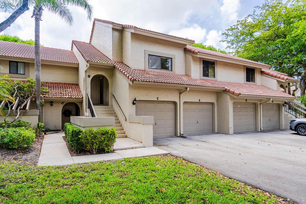 5710 Coach House Circle # G, Boca Raton FL 33486