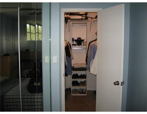 2400 NE 10th Street NE # 305 — Photo 5