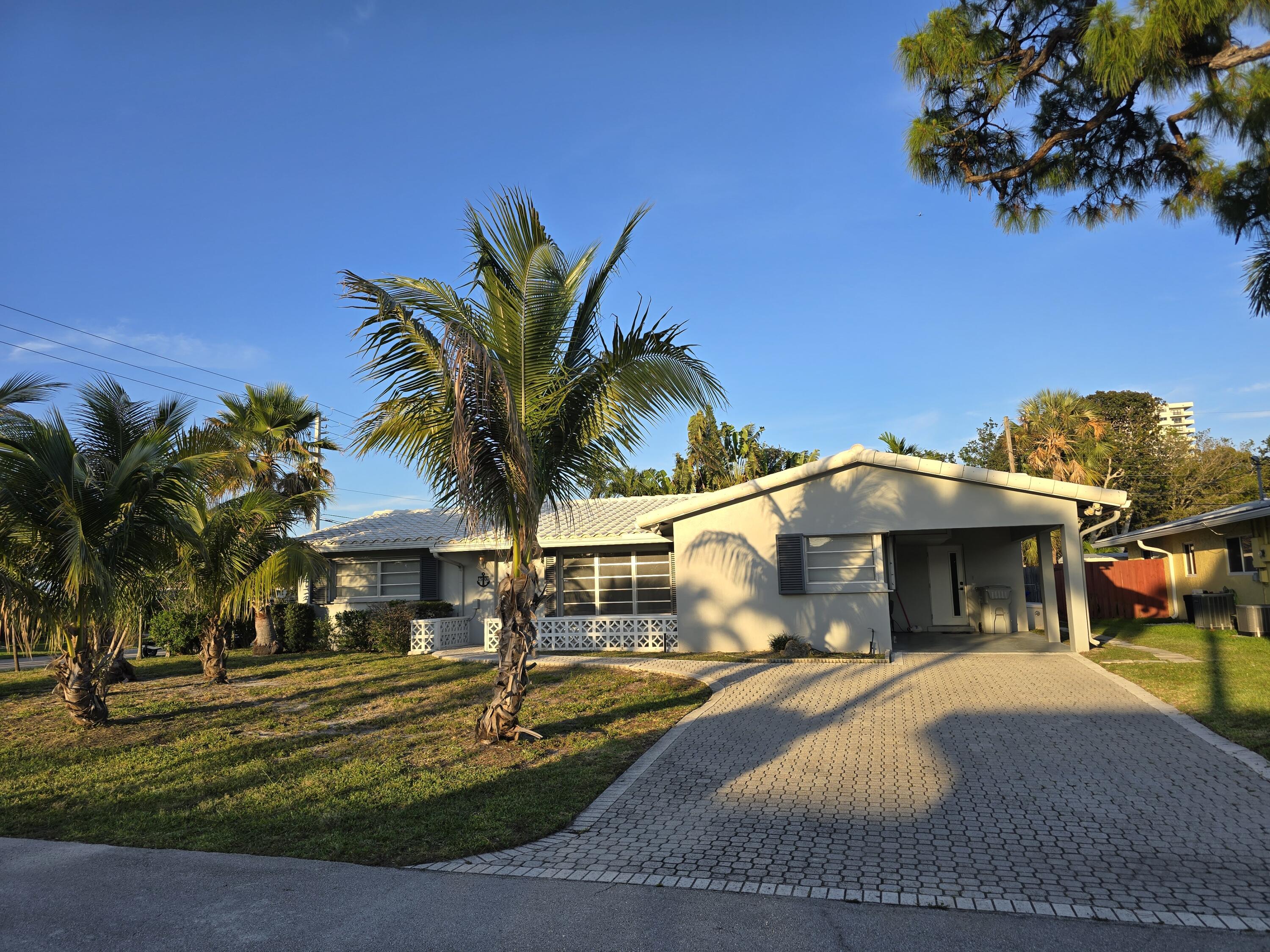 1500 SE 24th Avenue, Pompano Beach FL 33062