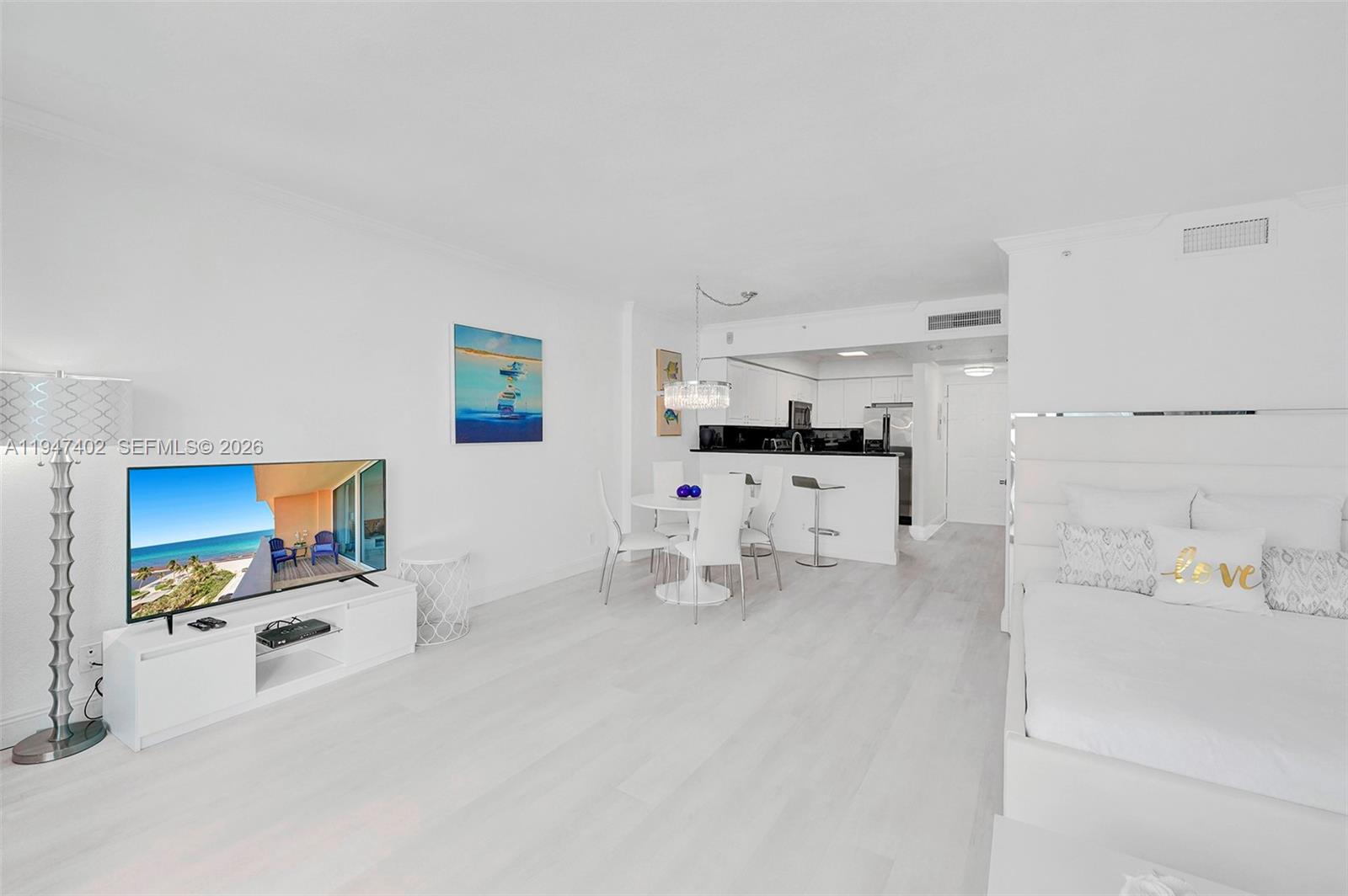 2501 S Ocean Dr — Photo 3